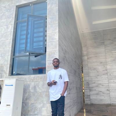 Ermmah16's profile picture. 