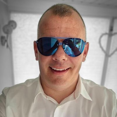 Father, Recruitment Director, Spurs Fan, UFC/MMA Fan - TO DARE IS TO DO #COYS #THFC