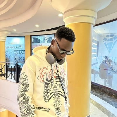 TimothyOsa3600's profile picture. nobody