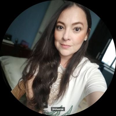SoyMarceGo's profile picture. Escribo notas, obsesiva con la ortografía, duermo mal y siempre quise ser actriz. 

Amarg̶cura.