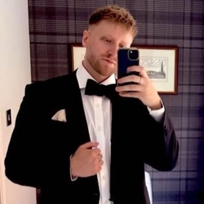Editing Portfolio https://t.co/FQpsvjF7qN | Former Video Editor and Producer Presenter for @Dexerto | @Twitch Partner | 29