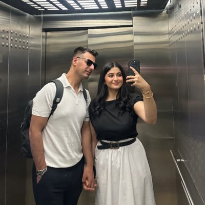 handeoxx's profile picture. 