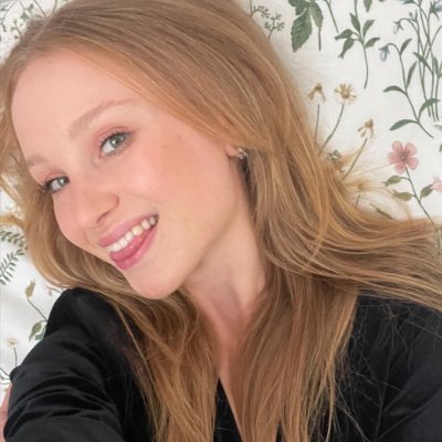 Heya, cutie! 💕 I’m Asuna petite, spicy, and full of surprises! My curves love attention, my soul craves techno, and my wild side? Well… you’ll have to keep up