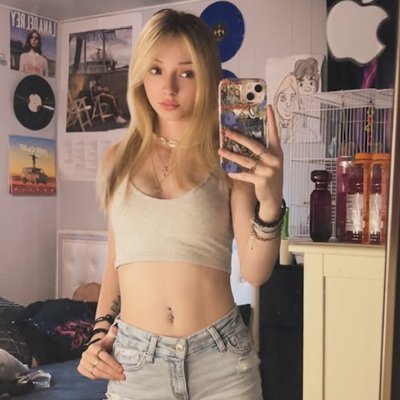 18 |🐾 UGA ‘29 🎓 | 🍫💋
Welcome to my UGA fan account! If you know me in real life, no you don't. GO DAWGS! ❤️🖤🤍🐶🤍🖤❤️ If u ❤️UGA follow me i follow back!