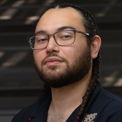 He/Him | Where video games and movies intersect, I'm somewhere in the crossfire | Streamer | Gamer | Director/Writer!