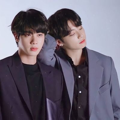 Moonie tortuga𓆉
⠀⠀⠀⠀⠀ᅠᅠᅠ
🐾🖤Personita mil nombres que amo con todo mi corazón
⠀⠀⠀⠀⠀
Rosly bebé 🍼🌷