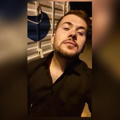darthwaderr's profile picture. bu profil girdap gülüm