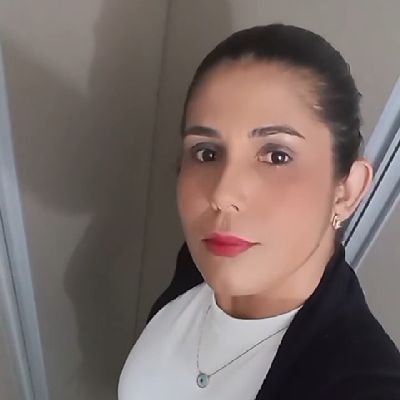 DCarneiro13222's profile picture. SOU LOUCA QUE COLOCO FOGO NO CAPS 😅 
STUPID WIFI VALU ❤️‍🔥🌻🍊❤️‍🔥