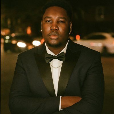 Award nominated Artist - Vocalist - Song Writer - Alpha Male |Bookings - desmondponnet@gmail.com/ #Alpharian 🔥 #GSW🏀 #DubNation #Chelsea 💙 #Believer💪 #God