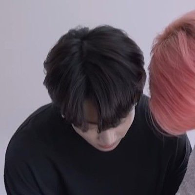 solo bts aqui nada de cacorradas diferentes