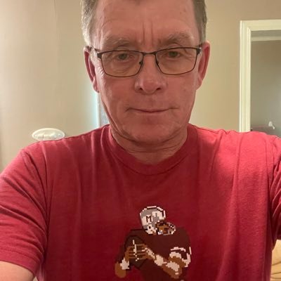 Mikemitche33727's profile picture. 