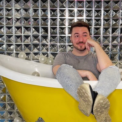 z4ch4r6's profile picture. also known as z4ch4r6 🎮