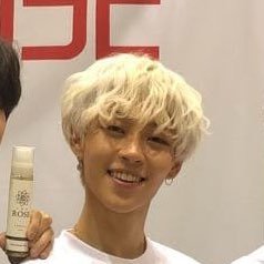 ROSEMARRY738974's profile picture. The Rose only❤️