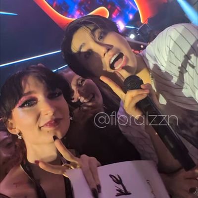 floralzzn's profile picture. probably kicking my feet over a kpop boy somewhere ;; yeonjun 💗 yeosang 💕daesung 💖 hyunjin 💘 taehyung 💓