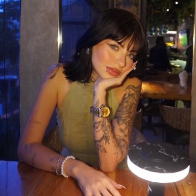 A parte de q nada me importa todo me da risa ✨KICK STREAMER 🇨🇴|| ᴇʀᴏ ᴄᴏꜱᴘʟᴀʏᴇʀ +𝟣𝟪