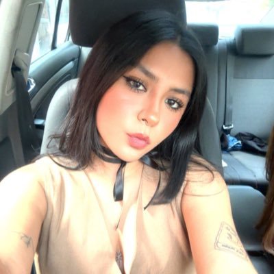 v4lsvb's profile picture. 