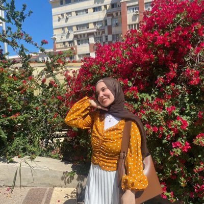 4th year Medical student,AFM27🩺|Beauty and brains aspirant✨. 🫀{لا أَبرَحُ حَتّى أَبلُغَ}