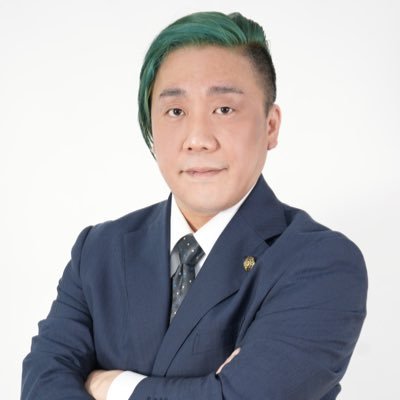 日本プロ麻雀協会24前期🀄麻雀はじめて28年、永遠の42歳厄年☠️Texas hold 'em🃏M-1(お笑い)🎙JOJO📖ホラー映画👻廃墟巡り🏢麻雀2つ名命名士✍️自虐ネタ風ポスト多めです、本気で慰めないで下さい。気軽にセットのお誘い下さい!DM可、麻雀関連のお誘い下さい🙇♀️