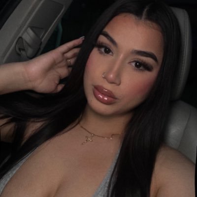 come vibe with me 🦂 ask about my premium 👻 📸 • OFFICIAL PAGE • IG : xoxobrittt_