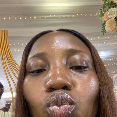 ojukotimiiii's profile picture. 