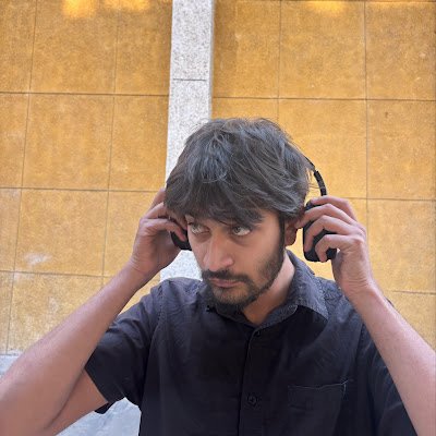 Manaskulkz's profile picture. 
