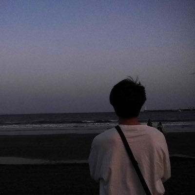 lee_freelance11's profile picture. ブログ、動画編集、SNS運用...など｜独立1年目｜02世代｜大学生→フリーランス｜彼女と家族のために今日もカフェで仕事をする ｜『今日が人生で1番若い日』｜勧誘❌