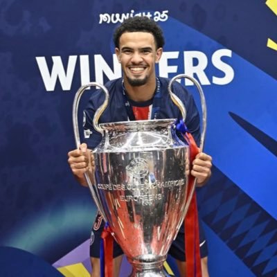 Champion mon frère❤️💙|| WZE c'est le prince de Paris 👑 ʰᵃᵗⁱⁿᵍ ʰᵃᵗᵉʳˢ || 𝒊𝒄𝒊 𝒄'𝒆𝒔𝒕 𝒑𝒂𝒓𝒊𝒔🗼