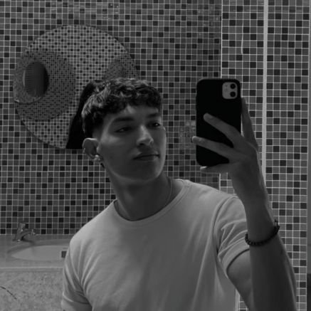 jhxnier's profile picture. Meh