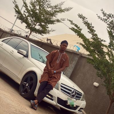 🔌 🇲🇱🇳🇬 📸📸📸 Online & Portrait photographer CEO @sidi's empire📸