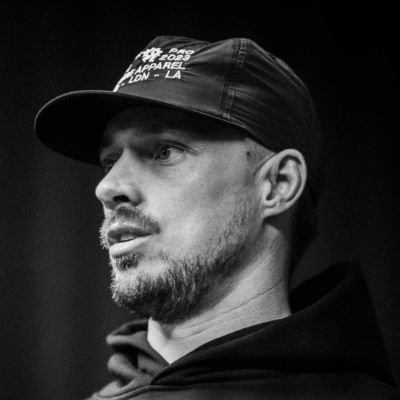 MikeWaywell's profile picture. building things.