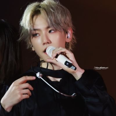 L-1485 • EXO OT9 ~ No one could ever make me feel the way EXO members do!