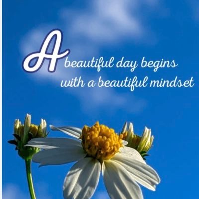 zahruja10's profile picture. 