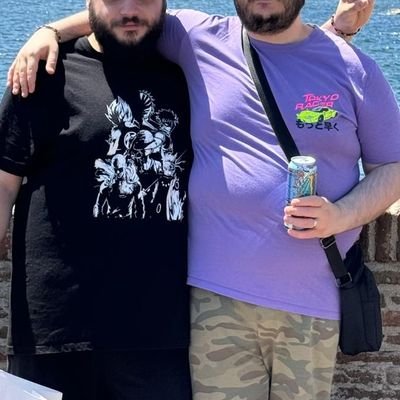 (+18 NSFW)
We're two chubby bears. 26 and 29 Years
Italy 🐻🐼👅💦