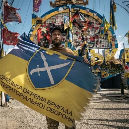 Український солдат | Поширюючи надію та стійкість 🇺🇦💙💛🤞