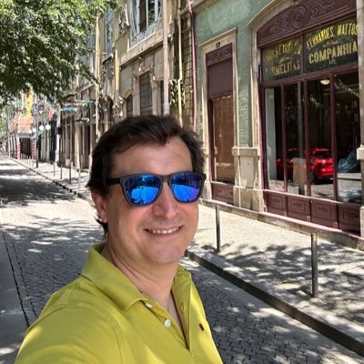 Professor @UnivAveiro @detiuaveiro, Telecom Researcher @itaveiro, OSS enthusiast. Tweets reflect my own views.