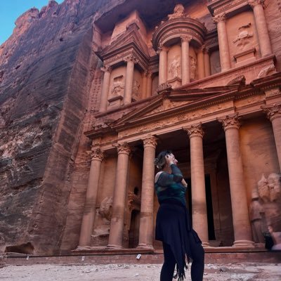 Bambirella's profile picture. pierced through the heart but never killed