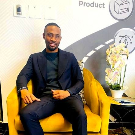 Thapelo14557291's profile picture. Front - End Developer | React lover