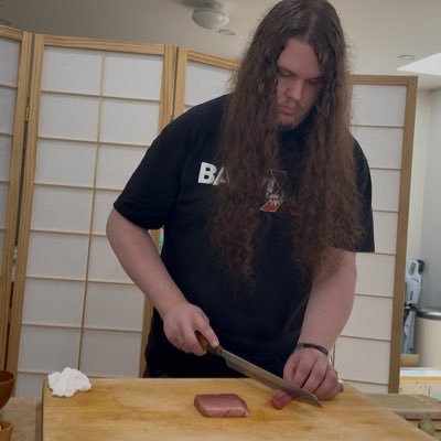 The former #1 ranked olympic virtual tic tac toe archer in the world / DFW raised / https://t.co/kb8h8hHUUA