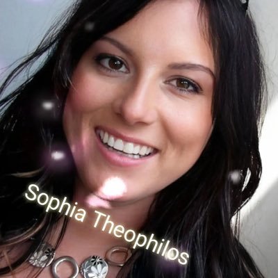 Sophia Theophilos Autorin ✍️ Mein Buch „Deine Gottesmacht“📖 ist jetzt auf Amazon erhältlich 💎⬇️⬇️⬇️