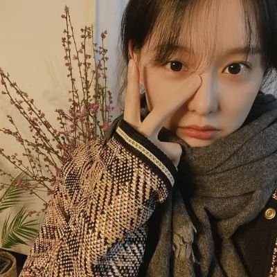 사생활 / 개인적인 어려움 극복 / 화면 속 케미 / 명확한 발음 등
Private life / Overcoming personal challenges /On-Screen Chemistry/Clear diction e.t.c