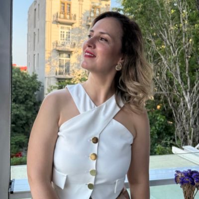 sebnemct's profile picture. Gazeteci