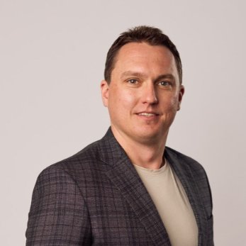 External comms & media relations specialist. Keen on all things health & wellness. Avid sports fan @Patriots, @LFC, @TorontoFC, @mapleleafs. Views are my own.