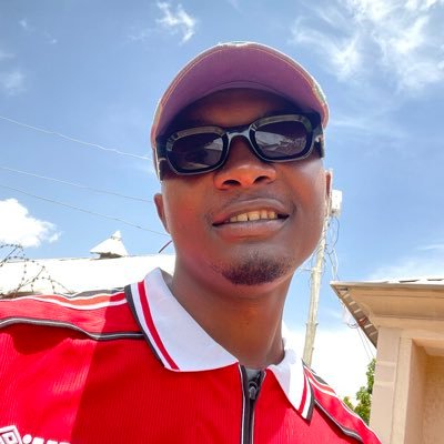 Ordinary man doing extraordinary things. marketer & PR enthusiast | Helping artists shine through bold digital campaigns & authentic branding |#MBAFORAFRICA24