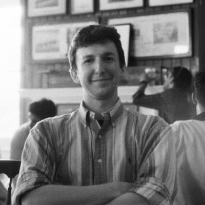 Freelance photojournalist and writer, UK based. Mostly covering conflict, politics.
Tweets largely shitposting and rage.