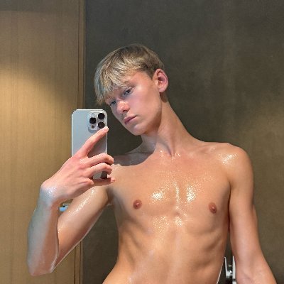 top 1 from my OF - roleplays and XXX-collabs with Cool Max, enjoy 💘💦