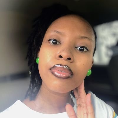 Intentional Mom | Media girl | Digital Marketer | Writer IJN | Foodie | send a DM via the link below 👇 let's connect