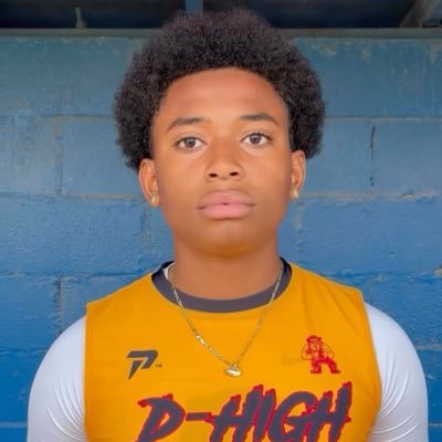 QB C/O 2028 | 6ft 180lbs | GPA 3.5 | COMPTON DOMINGUEZ HIGH |@coach_herbcash | https://t.co/exmNTsfj2T
