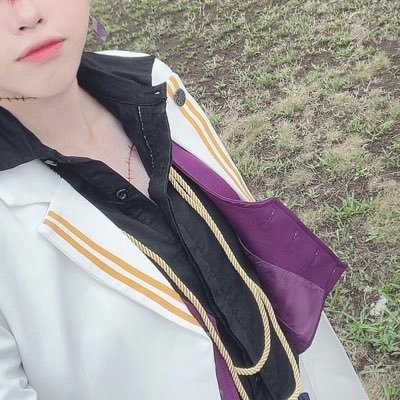 ひっそりとコスプレする‼️低浮上‼️20↑‼️とても重加工‼️お話したことある方のみフォローします🙇♂️産まれたての垢👶