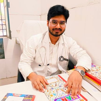 Youtuber l भौतिक चिकित्सक(Physio)
BPT - #UPUMS ❣️Saifai (UP)
Internship - Chandni Hospital Kanpur,
Ambedkar Nagar (UP)📍