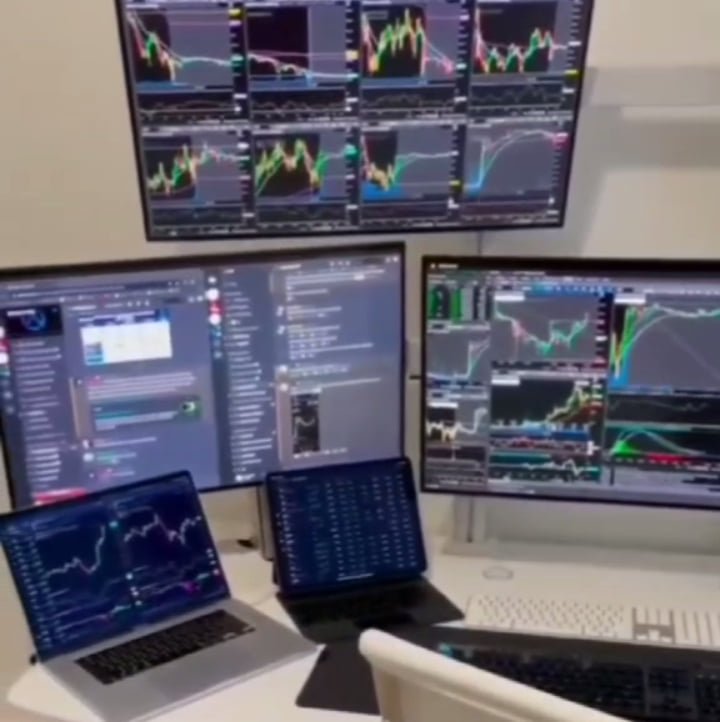 15-30% Monthly | 2 High-Conviction Stocks.Short-Term Gains: 15-20% in Days/Weeks.DM